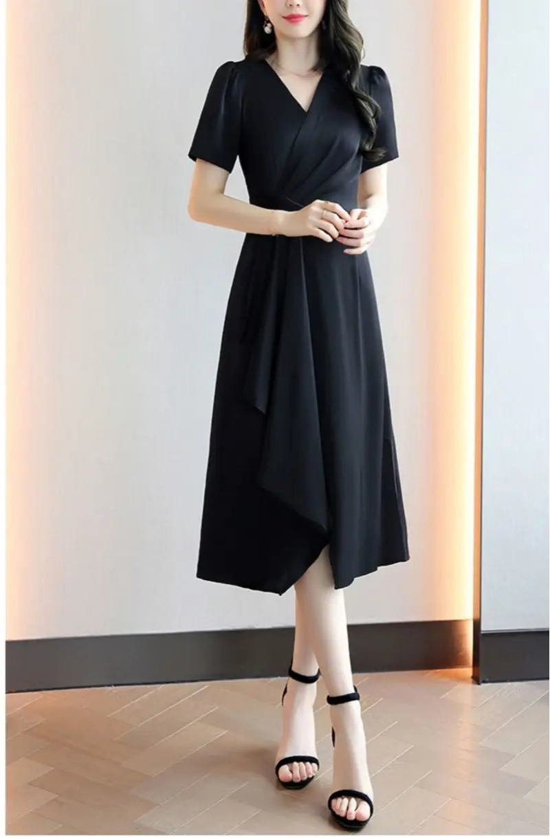 Reva – Asymmetrical V-Neck A-Line Dress
