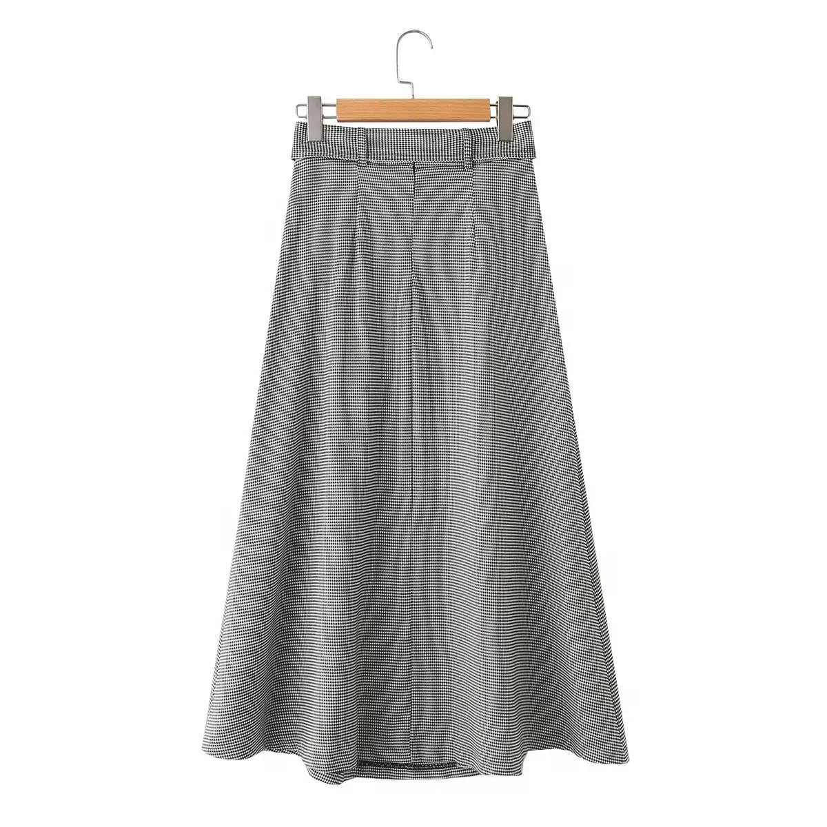 Chic and Elegant Two-piece Office Outfit