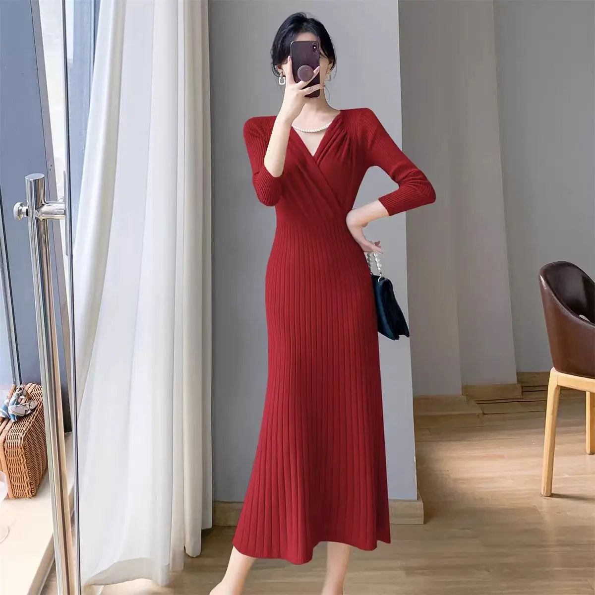 Vianne – Pleated Knit Midi Dress