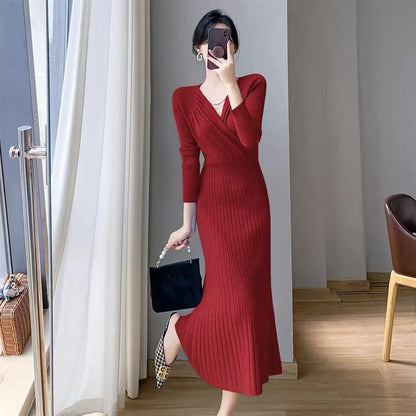Vianne – Pleated Knit Midi Dress