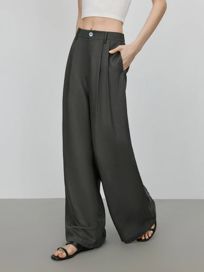 Lyra – Relaxed Tailored Silhouette